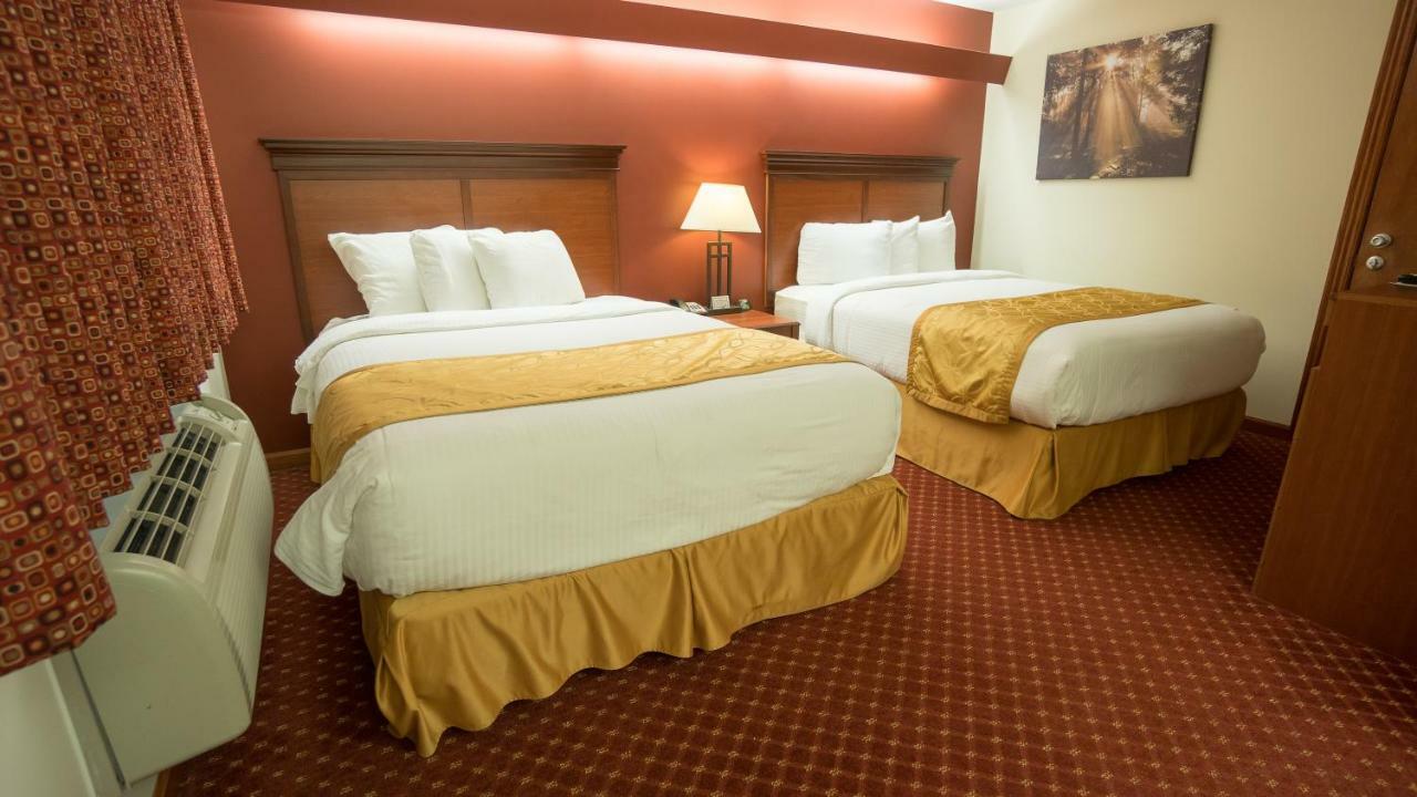 Shepherd Mountain Inn & Suites Pilot Knob المظهر الخارجي الصورة