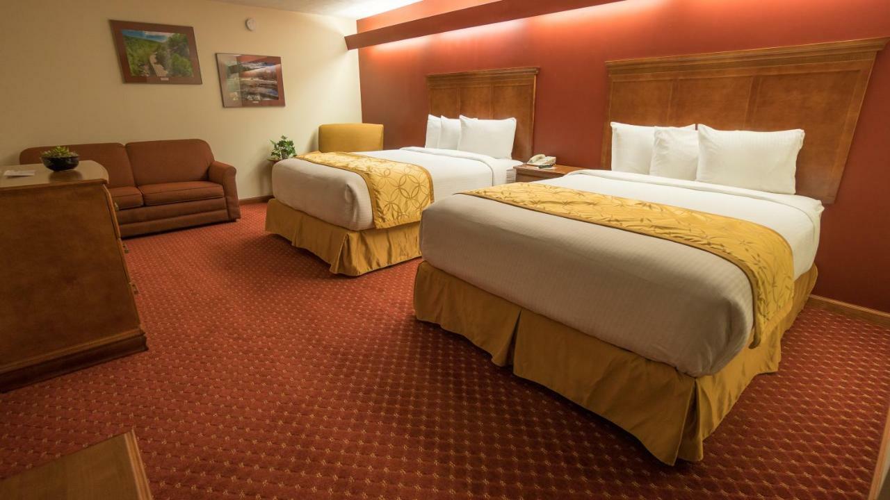 Shepherd Mountain Inn & Suites Pilot Knob المظهر الخارجي الصورة