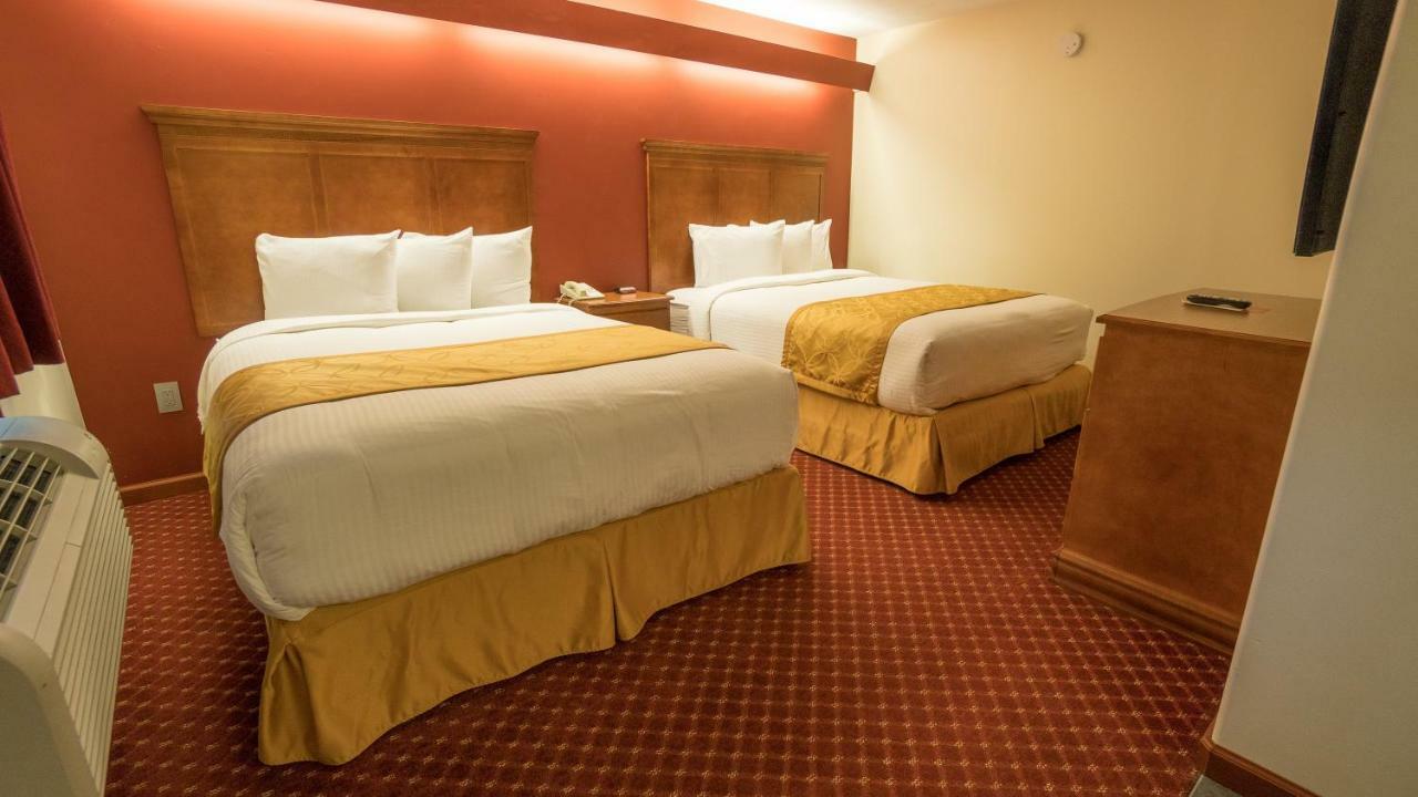 Shepherd Mountain Inn & Suites Pilot Knob المظهر الخارجي الصورة