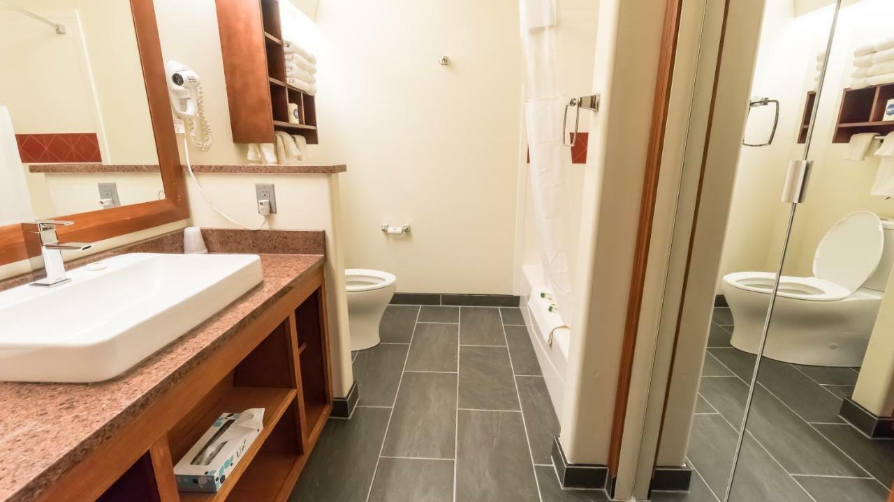 Shepherd Mountain Inn & Suites Pilot Knob المظهر الخارجي الصورة