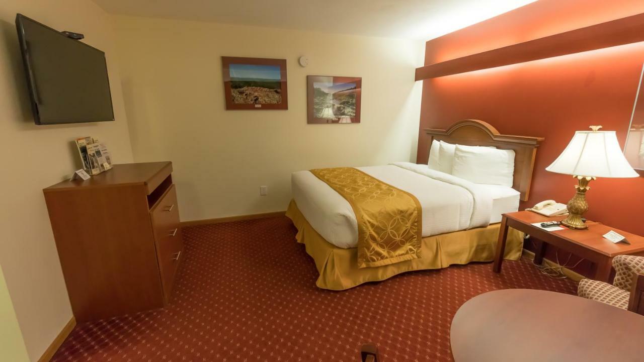 Shepherd Mountain Inn & Suites Pilot Knob المظهر الخارجي الصورة