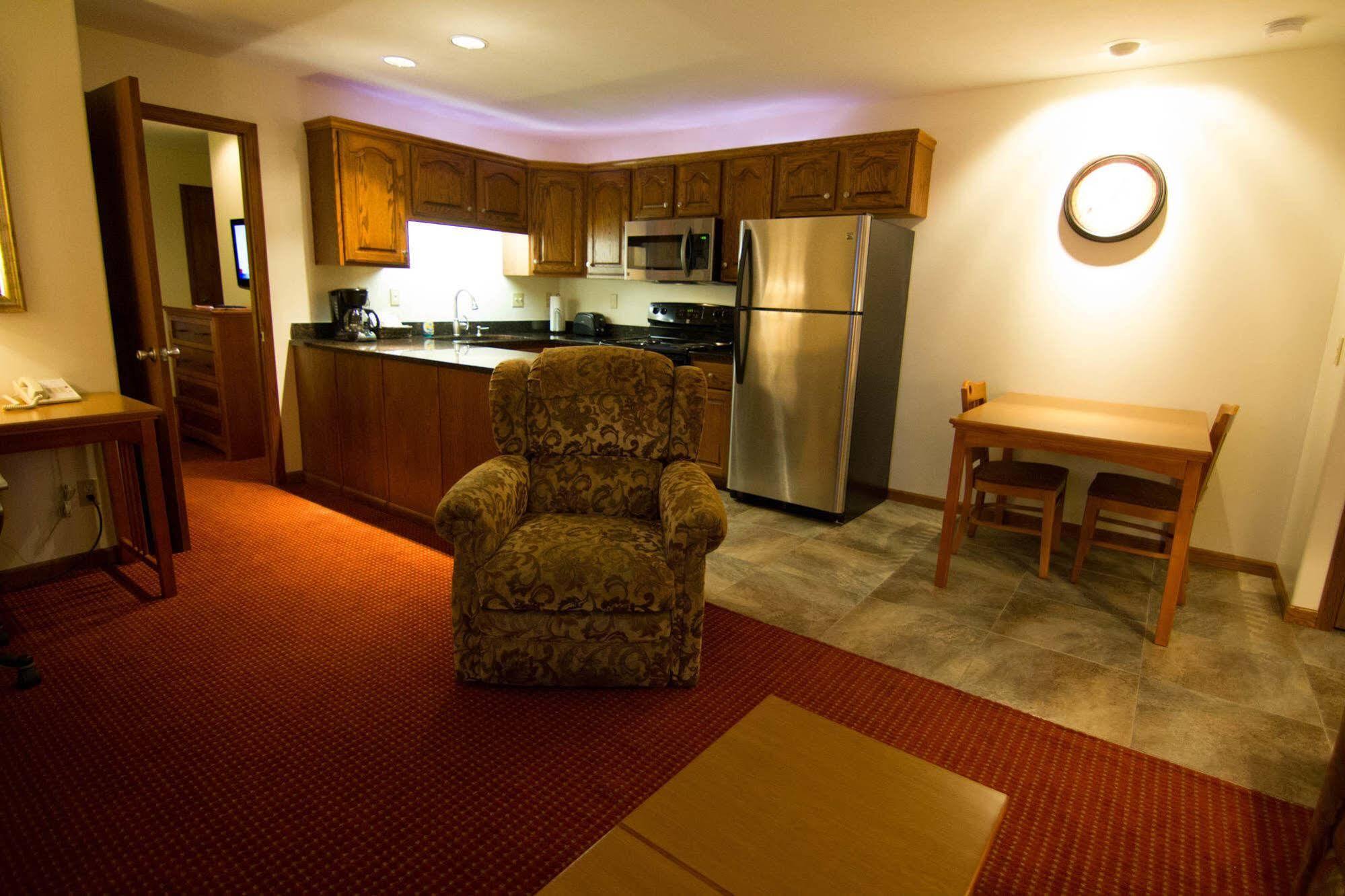 Shepherd Mountain Inn & Suites Pilot Knob المظهر الخارجي الصورة